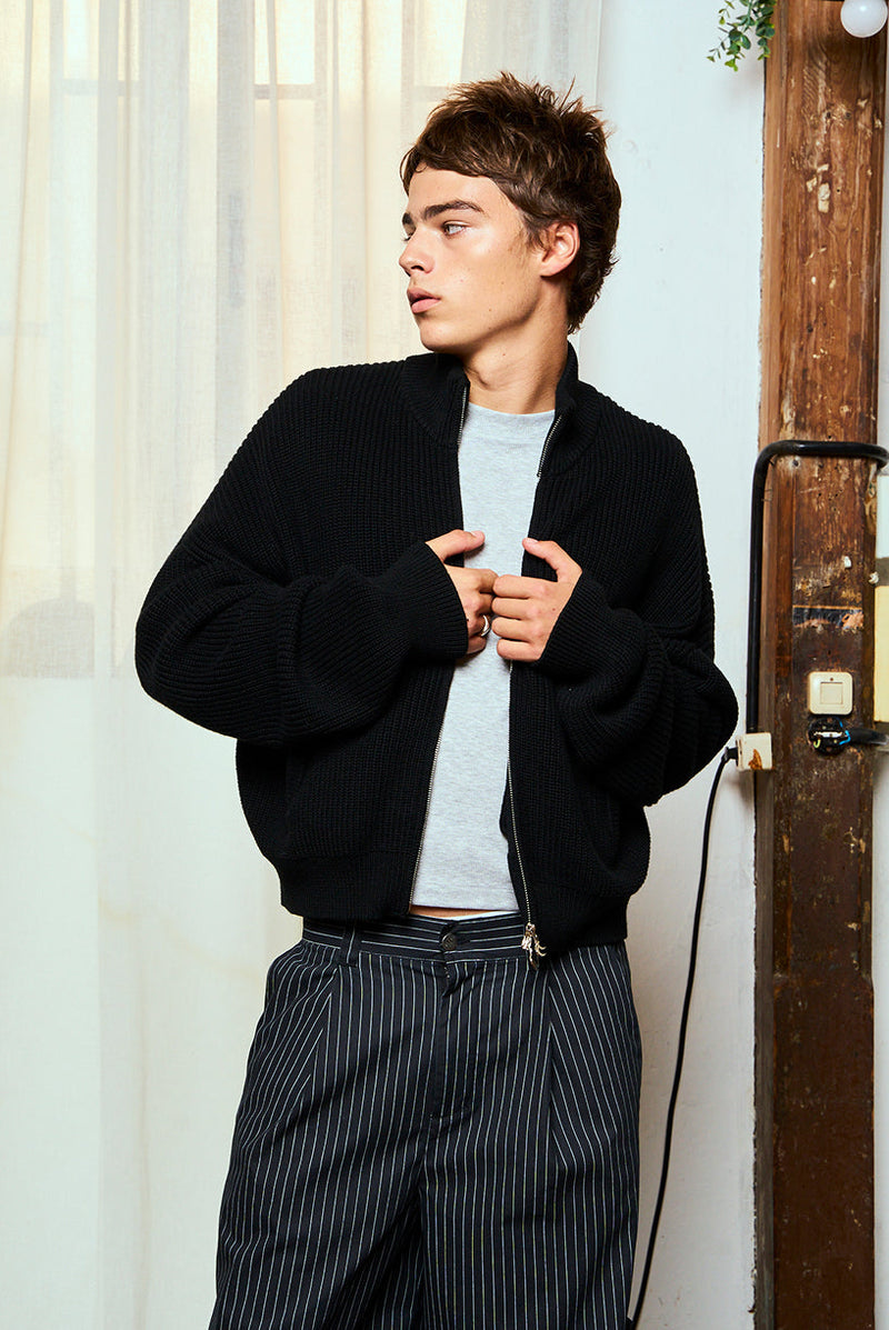Delore Black Knit Zipper
